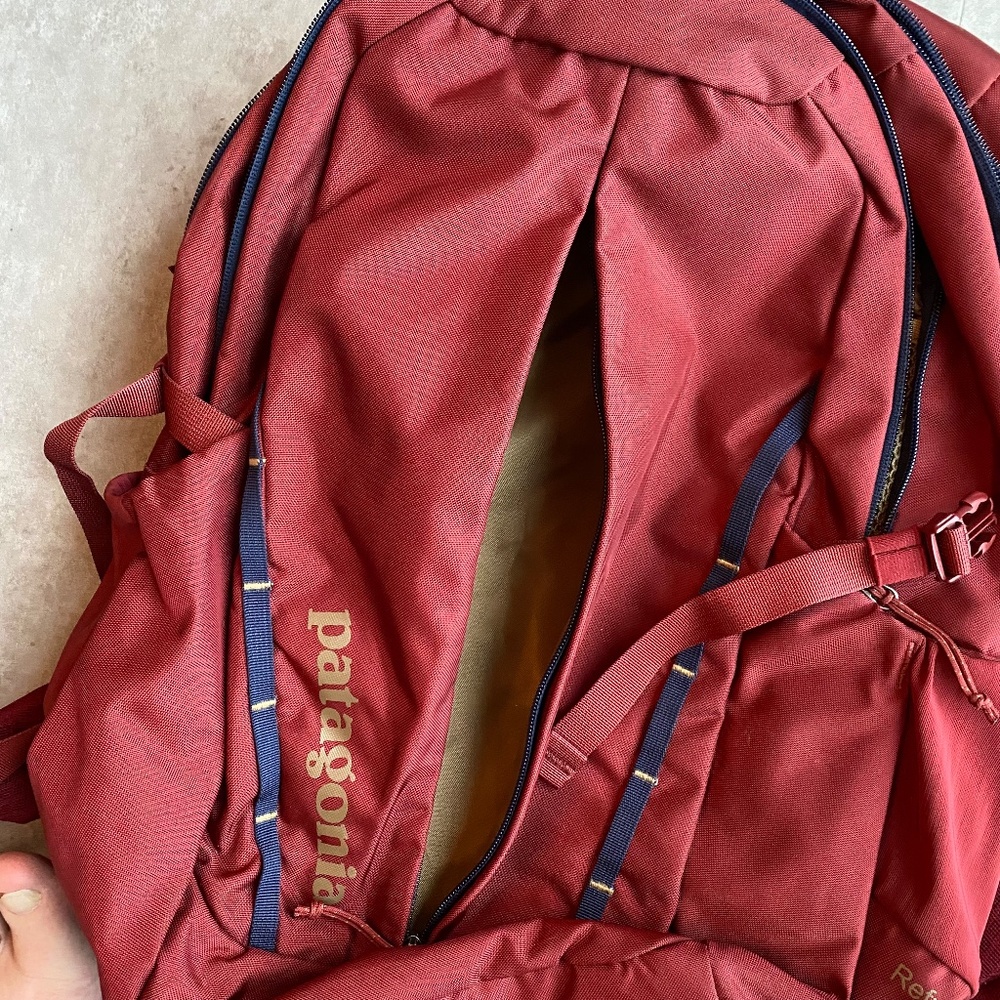 Patagonia Refugio backpack, burgundy-blue-tan, 28L - Picture 6 of 10